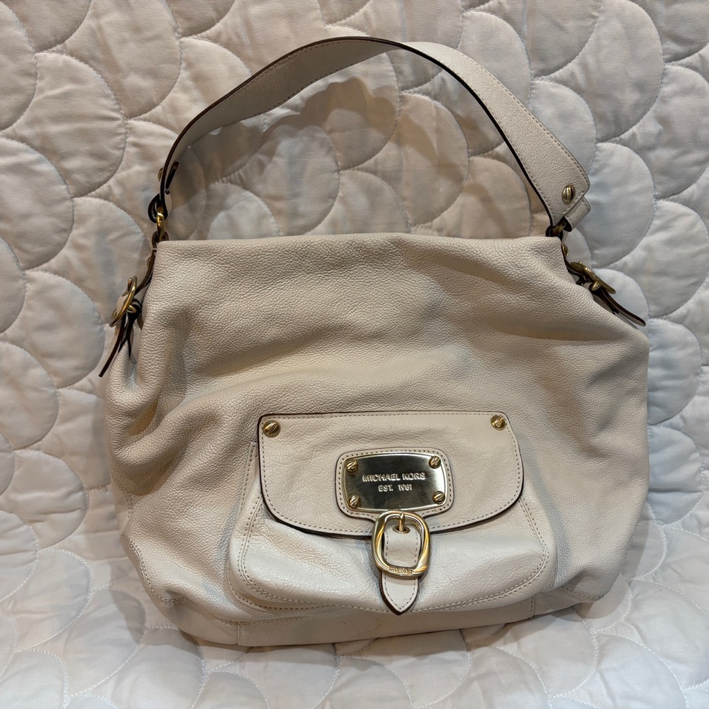 Michael Kors Winter White Shoulder Bag with Gold Accents